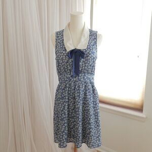 Forever 21 Blue Floral Dress with White Collar